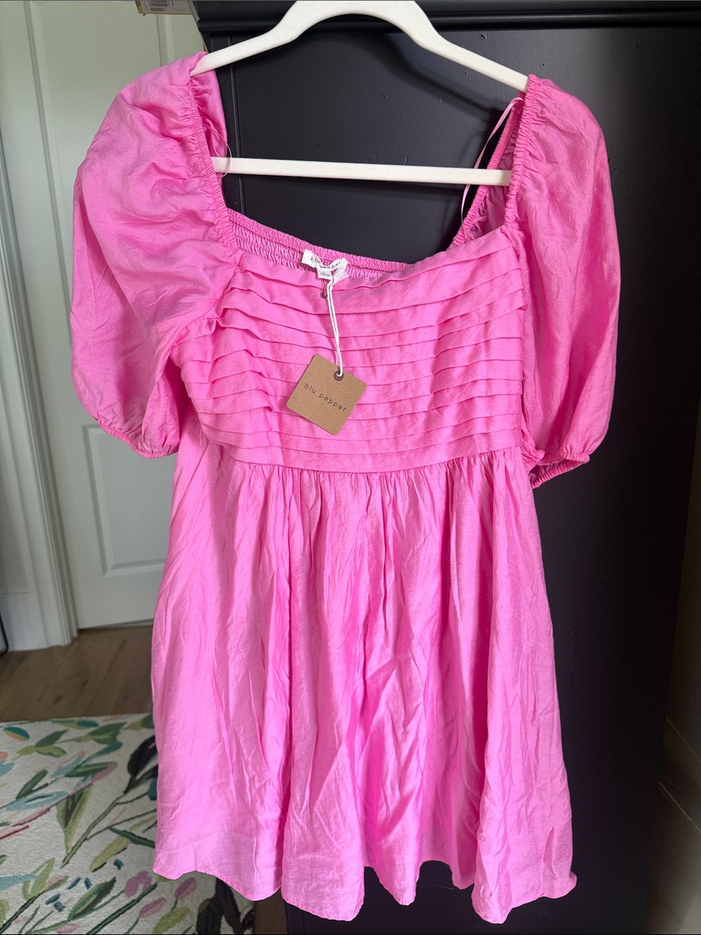 NWT pink Puff Sleeve Dress size Large